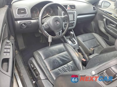 Zdjęcie 8 z 12 samochodu: 2012 VOLKSWAGEN EOS KOMFORT VIN:WVWBW7AH5CV005514 - miniatura