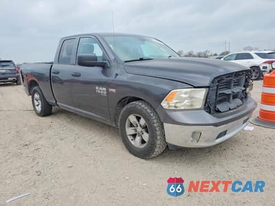 Czwarte zdjęcie samochodu z boku: 2020 RAM 1500 CLASSIC TRADESMAN 2WD 5.7L V8 VIN:1C6RR6FTXLS109003 - miniatura