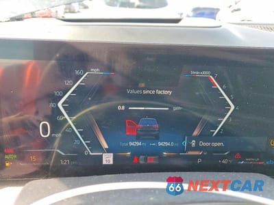 Zdjęcie 9 z 13 samochodu: 2023 BMW X7 M60I VIN:5UX33EM0XP9N47020 - miniatura