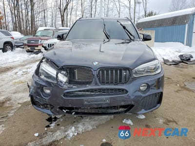 Piąte zdjęcie samochodu w środku: 2016 BMW X5 XDRIVE50I VIN:5UXKR6C57G0J82359 - miniatura