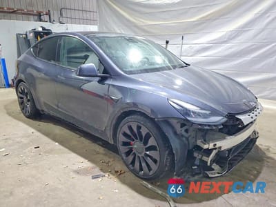 Czwarte zdjęcie samochodu z boku: 2021 TESLA MODEL Y VIN:5YJYGDEFXMF261694 - miniatura