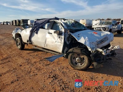 Czwarte zdjęcie samochodu z boku: 2025 CHEVROLET SILVERADO K2500 HEAVY DUTY VIN:1GC4KLE72SF144586 - miniatura