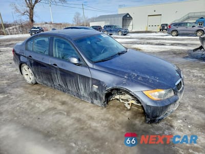 Czwarte zdjęcie samochodu z boku: 2007 BMW 323 I VIN:WBAVH13527KC96990 - miniatura