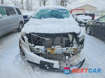 Piąte zdjęcie samochodu w środku: 2018 CADILLAC XT5 LUXURY VIN:1GYKNDRS9JZ185582 - miniatura