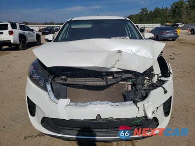 Piąte zdjęcie samochodu w środku: 2020 KIA SORENTO L VIN:5XYPG4A36LG647477 - miniatura