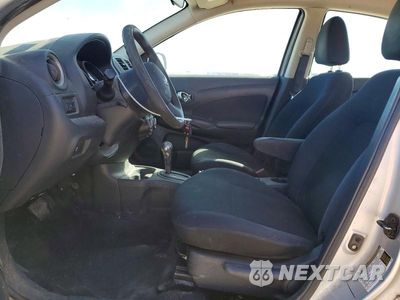 Zdjęcie 7 z 11 samochodu: 2013 NISSAN VERSA 1.6 S VIN:3N1CN7AP0DL858213 - miniatura