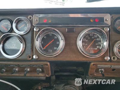 Zdjęcie 8 z 10 samochodu: 1995 FREIGHTLINER CONVENTIONAL FLD120 VIN:1FUPDXYB0SP857407 - miniatura