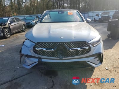 Piąte zdjęcie samochodu w środku: 2026 MERCEDES-BENZ GLC COUPE 300 4MATIC VIN:W1NKJ4HB3TF483609 - miniatura