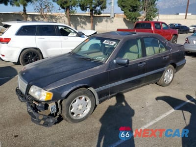1996 MERCEDES-BENZ C 220 WDBHA22EXTF431871 - główne zdjęcie licytacji z USA - miniatura