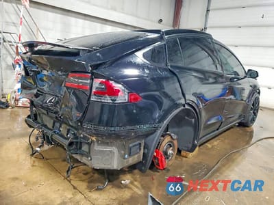 Trzecie zdjęcie samochodu z tyłu: 2019 TESLA MODEL X VIN:5YJXCBE4XKF190830 - miniatura