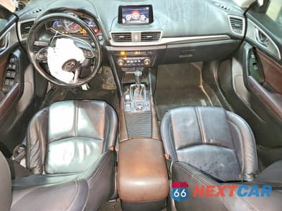 Zdjęcie 8 z 12 samochodu: 2018 MAZDA 3 TOURING VIN:3MZBN1V36JM193625 - miniatura