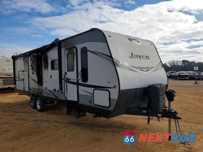 2021 JAYCO CAMPER 1UJBJ0BR1M1TD0405 - główne zdjęcie licytacji z USA - miniatura