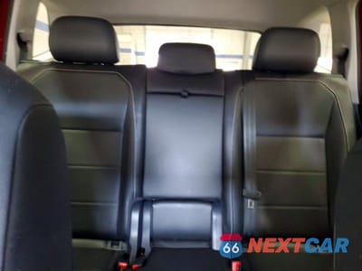 Zdjęcie 10 z 12 samochodu: 2021 VOLKSWAGEN TIGUAN SE VIN:3VV3B7AX6MM018535 - miniatura