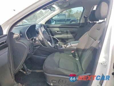Zdjęcie 7 z 13 samochodu: 2023 HYUNDAI TUCSON SEL VIN:5NMJBCAE0PH265683 - miniatura