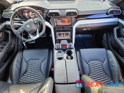 Zdjęcie 8 z 12 samochodu: 2019 LAMBORGHINI URUS VIN:ZPBUA1ZL3KLA04748 - miniatura