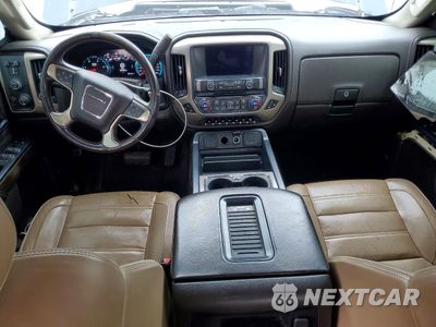 Zdjęcie 8 z 14 samochodu: 2017 GMC SIERRA K2500 DENALI VIN:1GT12UEY4HF187918 - miniatura