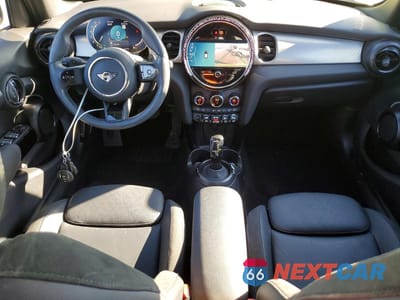 Zdjęcie 8 z 15 samochodu: 2024 MINI COOPER VIN:WMW53DK0XR2U57897 - miniatura