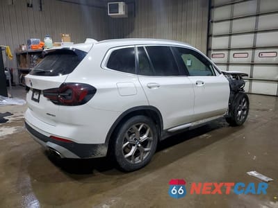 Trzecie zdjęcie samochodu z tyłu: 2022 BMW X3 XDRIVE30I VIN:5UX53DP05N9K59319 - miniatura