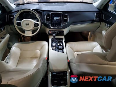 Zdjęcie 8 z 12 samochodu: 2020 VOLVO XC90 T6 MOMENTUM VIN:YV4A22PK5L1601336 - miniatura