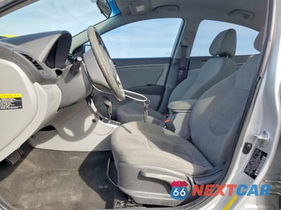 Zdjęcie 7 z 12 samochodu: 2013 HYUNDAI ACCENT GLS VIN:KMHCU4AE6DU455786 - miniatura