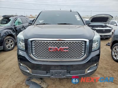 Piąte zdjęcie samochodu w środku: 2017 GMC YUKON XL DENALI VIN:1GKS2HKJXHR285356 - miniatura