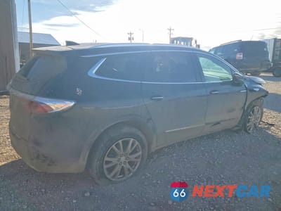 Trzecie zdjęcie samochodu z tyłu: 2022 BUICK ENCLAVE PREMIUM VIN:5GAEVBKW3NJ133388 - miniatura