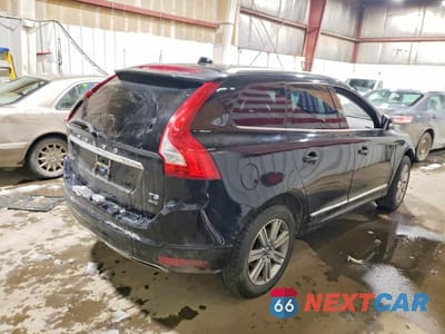 Trzecie zdjęcie samochodu z tyłu: 2017 VOLVO XC60 T5 INSCRIPTION VIN:YV440MRU1H2000312 - miniatura