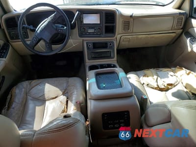 Zdjęcie 8 z 13 samochodu: 2003 CHEVROLET SUBURBAN K1500 VIN:3GNFK16Z13G322475 - miniatura