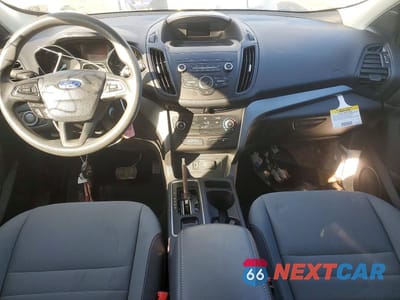 Zdjęcie 8 z 12 samochodu: 2019 FORD ESCAPE S VIN:1FMCU0F78KUB33196 - miniatura