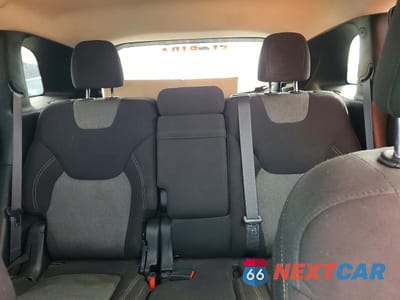 Zdjęcie 10 z 13 samochodu: 2017 JEEP CHEROKEE SPORT VIN:1C4PJLAS6HW661814 - miniatura