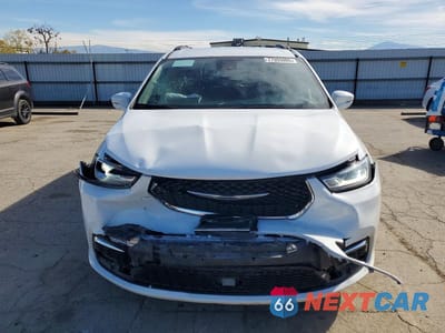 Piąte zdjęcie samochodu w środku: 2022 CHRYSLER PACIFICA TOURING L VIN:2C4RC1BG8NR115523 - miniatura