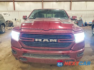 Piąte zdjęcie samochodu w środku: 2021 RAM 1500 LARAMIE VIN:1C6SRFJT6MN775848 - miniatura