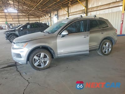 2011 VOLKSWAGEN TOUAREG HYBRID WVGFG9BP5BD001253 - główne zdjęcie licytacji z USA - miniatura