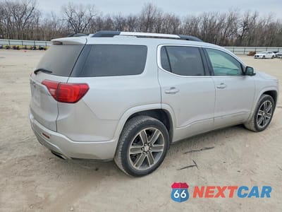 Trzecie zdjęcie samochodu z tyłu: 2018 GMC ACADIA DENALI VIN:1GKKNPLS7JZ200813 - miniatura