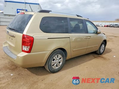 Trzecie zdjęcie samochodu z tyłu: 2011 KIA SEDONA LX VIN:KNDMG4C77B6397851 - miniatura
