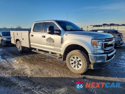Czwarte zdjęcie samochodu z boku: 2022 FORD F350 SUPER DUTY VIN:1FD8W3FT7NED69366 - miniatura