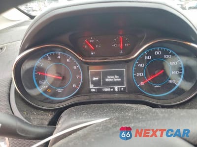 Zdjęcie 9 z 12 samochodu: 2018 CHEVROLET CRUZE LT VIN:1G1BE5SM7J7171546 - miniatura