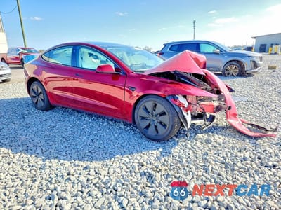 Czwarte zdjęcie samochodu z boku: 2025 TESLA MODEL 3 VIN:5YJ3E1EA3SF065841 - miniatura