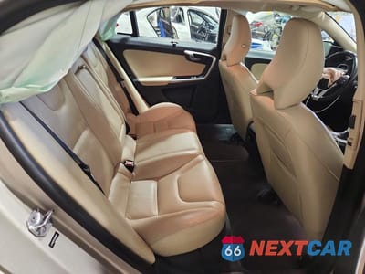 Zdjęcie 10 z 11 samochodu: 2018 VOLVO S60 INSCRIPTION VIN:LYV402TK9JB166676 - miniatura