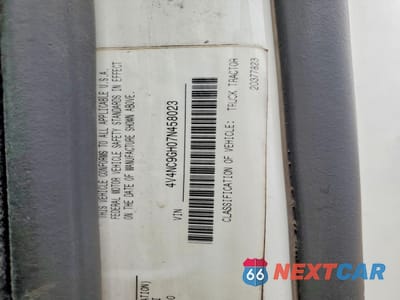 Zdjęcie 10 z 10 samochodu: 2007 VOLVO VN VNL - SEMI TRUCK VIN:4V4NC9GH07N458023 - miniatura