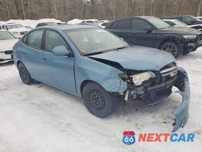 Czwarte zdjęcie samochodu z boku: 2008 HYUNDAI ELANTRA GL VIN:KMHDU45D68U467013 - miniatura