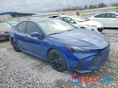 Czwarte zdjęcie samochodu z boku: 2025 TOYOTA CAMRY HYBRID SE VIN:4T1DAACK3SU101784 - miniatura