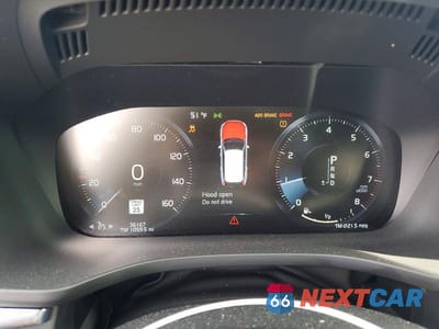 Zdjęcie 9 z 13 samochodu: 2021 VOLVO XC60 T5 MOMENTUM VIN:YV4102DK6M1723599 - miniatura