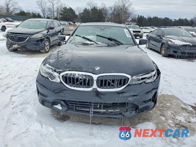 Piąte zdjęcie samochodu w środku: 2021 BMW 330XI VIN:3MW5R7J09M8C02590 - miniatura