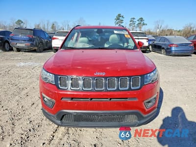 Piąte zdjęcie samochodu w środku: 2019 JEEP COMPASS LATITUDE VIN:3C4NJCBB2KT843772 - miniatura