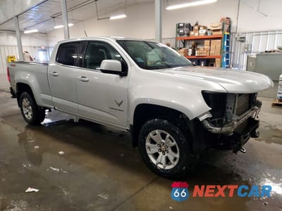 Czwarte zdjęcie samochodu z boku: 2016 CHEVROLET COLORADO LT VIN:1GCGTCE34G1177889 - miniatura