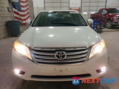 Piąte zdjęcie samochodu w środku: 2011 TOYOTA AVALON BASE VIN:4T1BK3DBXBU402485 - miniatura