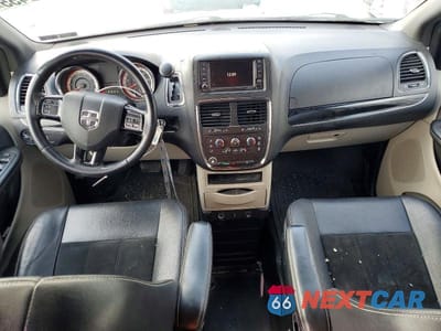 Zdjęcie 8 z 12 samochodu: 2017 DODGE GRAND CARAVAN SXT VIN:2C4RDGCG6HR861634 - miniatura