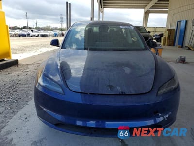 Piąte zdjęcie samochodu w środku: 2026 TESLA MODEL 3 VIN:5YJ3E1EA4TF118533 - miniatura