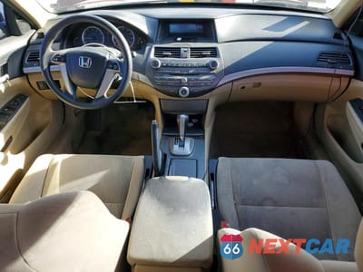 Zdjęcie 8 z 12 samochodu: 2011 HONDA ACCORD LX VIN:1HGCP2F37BA132662 - miniatura